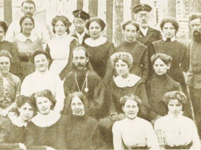 Павел Бажов -  учитель. Екатеринбургское епархиальное женское училище